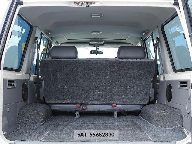 Toyota LAND CRUISER 2003-01 7877206-18
