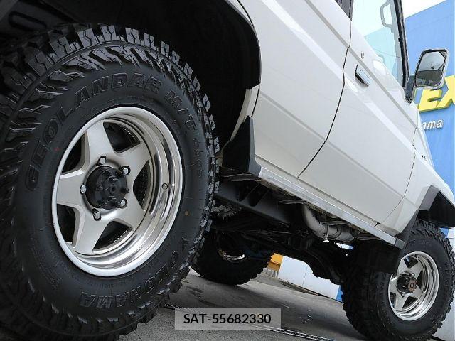 Toyota LAND CRUISER 2003-01 7877206-7
