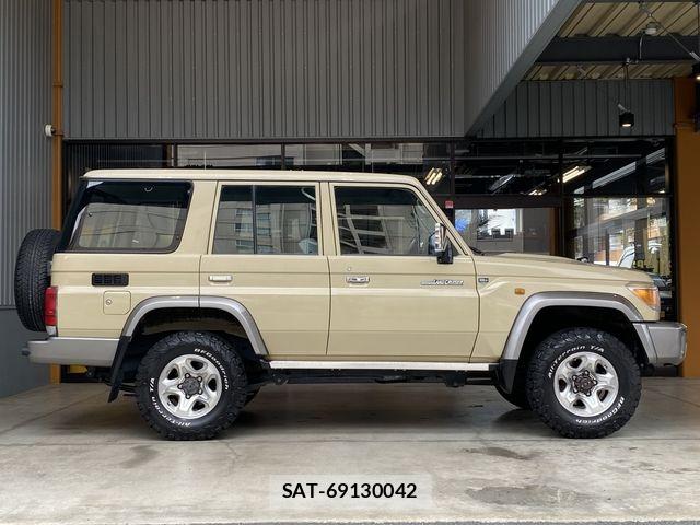Toyota LAND CRUISER 2015-07 7877210-9