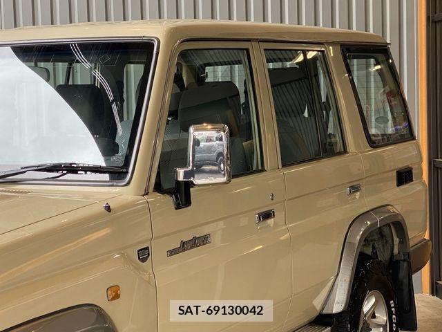 Toyota LAND CRUISER 2015-07 7877210-7