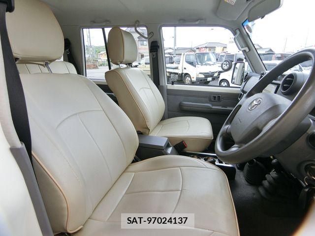 Toyota LAND CRUISER 2014-11 7877204-15