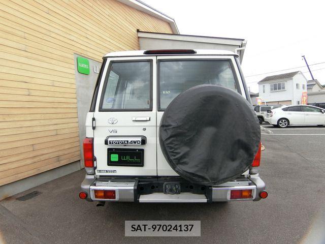 Toyota LAND CRUISER 2014-11 7877204-1