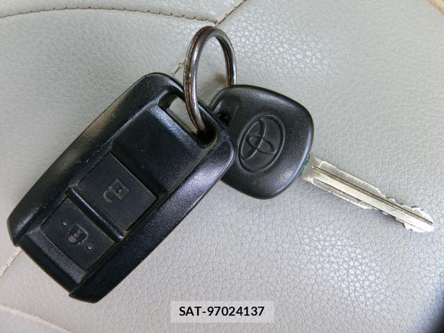 Toyota LAND CRUISER 2014-11 7877204-2
