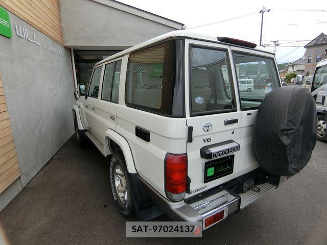 Toyota LAND CRUISER 2014-11 7877204-6