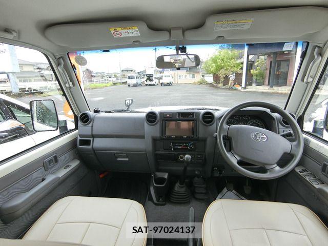 Toyota LAND CRUISER 2014-11 7877204-8