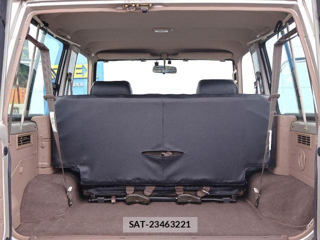 Toyota LAND CRUISER 1999-01 7962315-9