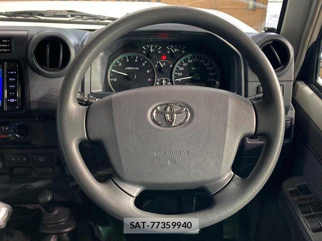 Toyota LAND CRUISER 2015-02 7979688-10