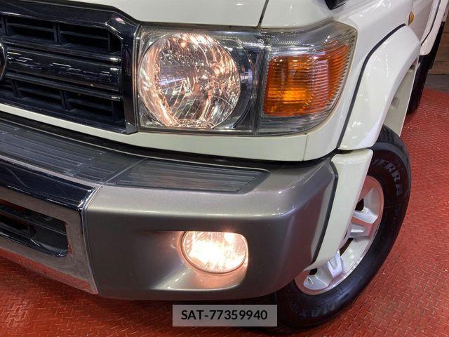 Toyota LAND CRUISER 2015-02 7979688-11