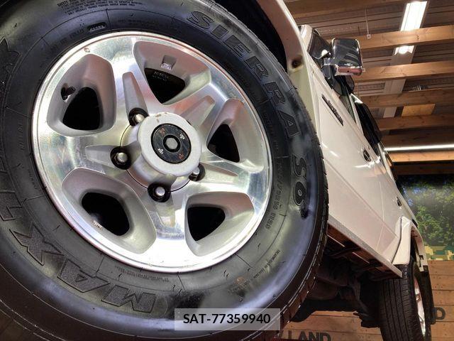 Toyota LAND CRUISER 2015-02 7979688-12