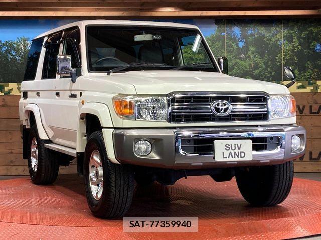 Toyota LAND CRUISER 2015-02 7979688-15