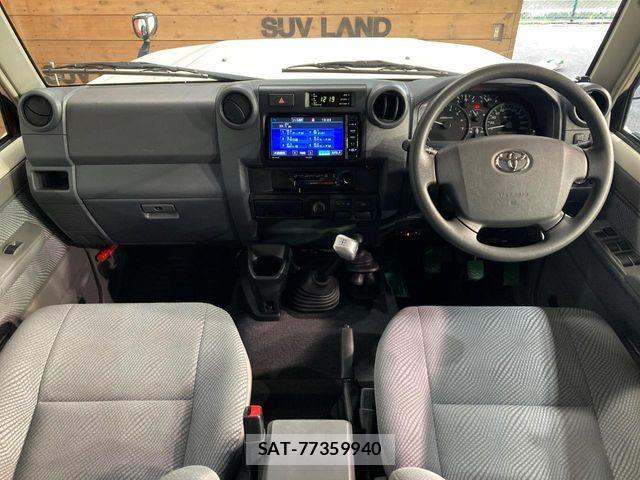 Toyota LAND CRUISER 2015-02 7979688-1