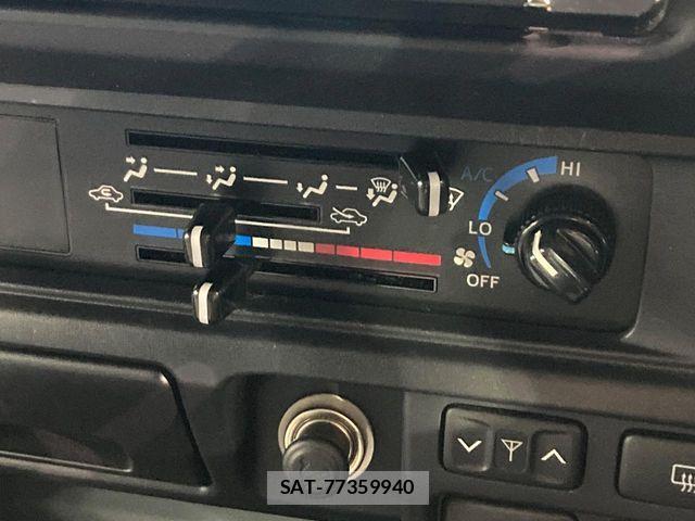 Toyota LAND CRUISER 2015-02 7979688-6
