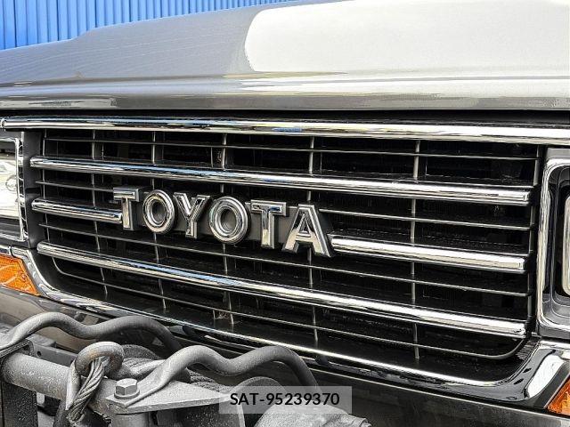 Toyota LAND CRUISER 1989-01 7979687-11