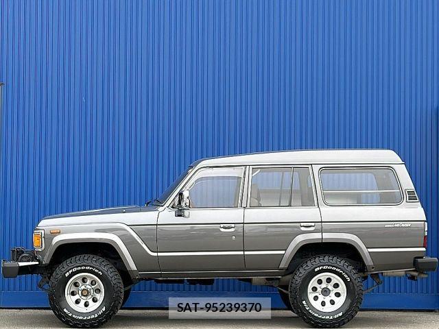 Toyota LAND CRUISER 1989-01 7979687-4