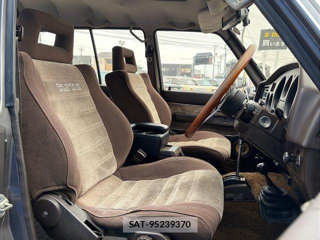 Toyota LAND CRUISER 1989-01 7979687-5