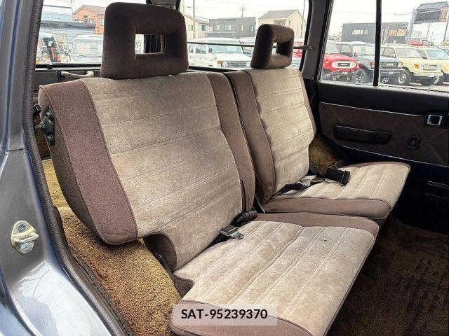 Toyota LAND CRUISER 1989-01 7979687-6