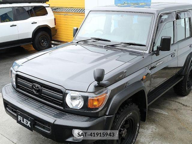 Toyota LAND CRUISER 2014-01 7979686-14