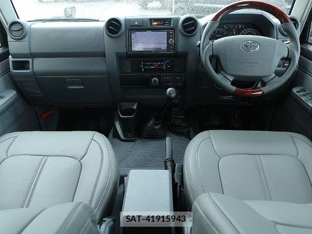Toyota LAND CRUISER 2014-01 7979686-1
