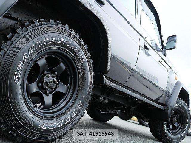 Toyota LAND CRUISER 2014-01 7979686-7
