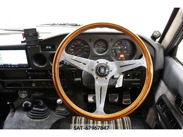 Toyota LAND CRUISER 1989-01 8036296-10