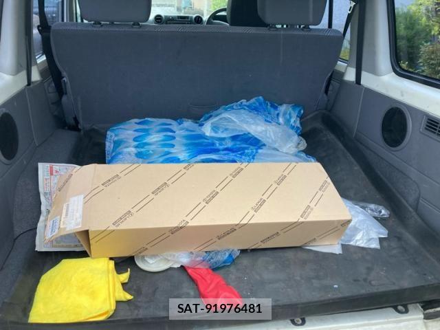 Toyota LAND CRUISER 2015-03 8036297-21