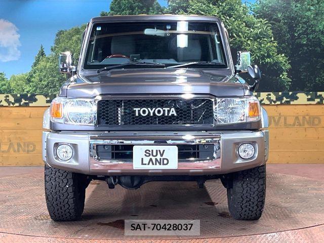 Toyota LAND CRUISER 2015-03 8074265-13