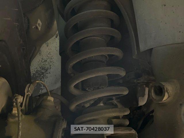Toyota LAND CRUISER 2015-03 8074265-19