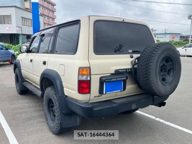 Toyota LAND CRUISER 1997-11 8100014-6