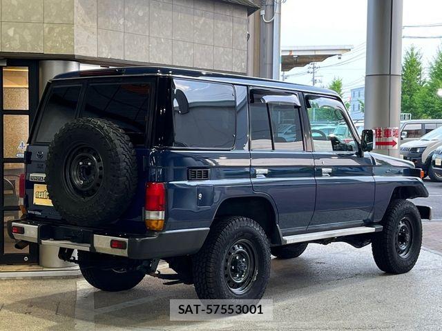 Toyota LAND CRUISER 2001-09 8130919-1