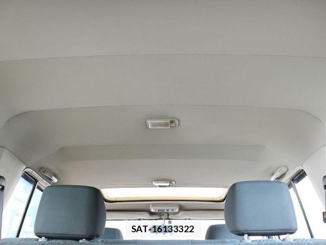 Toyota LAND CRUISER 2002-01 8130917-9
