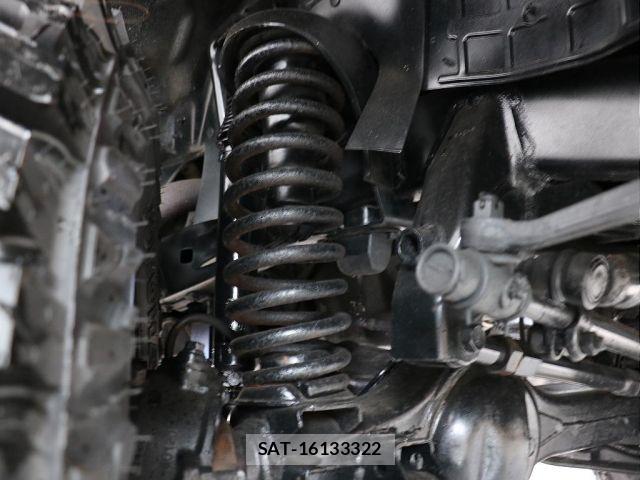Toyota LAND CRUISER 2002-01 8130917-12