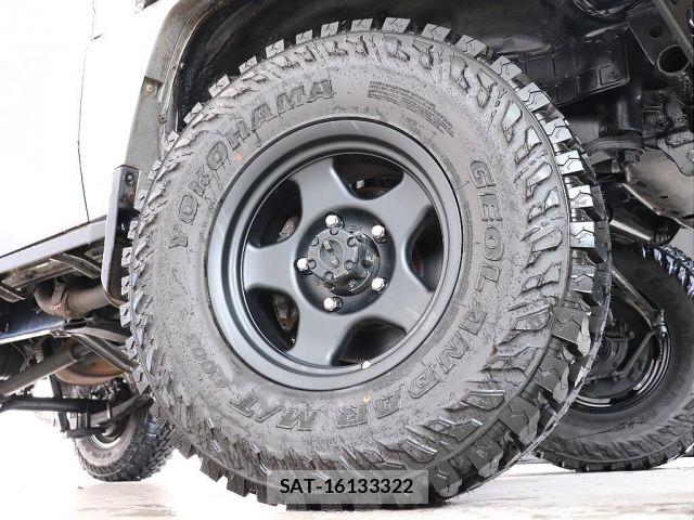 Toyota LAND CRUISER 2002-01 8130917-13