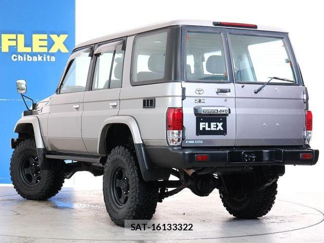 Toyota LAND CRUISER 2002-01 8130917-15