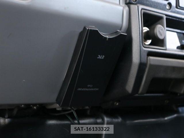 Toyota LAND CRUISER 2002-01 8130917-19