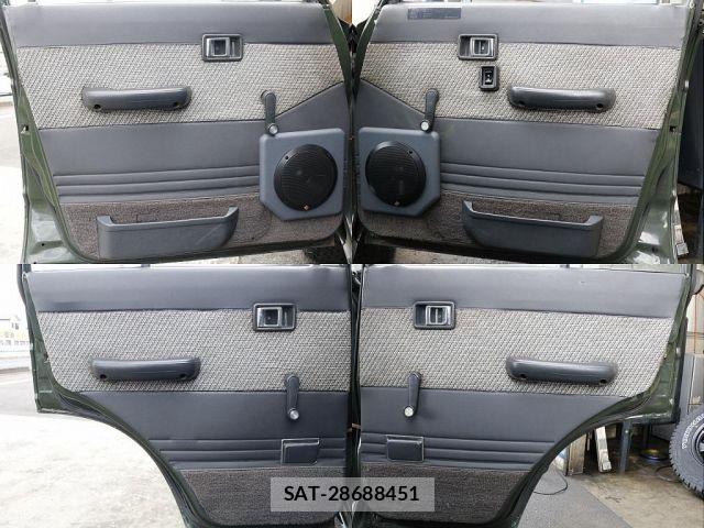 Toyota LAND CRUISER 1988-01 8208212-10