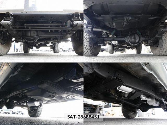 Toyota LAND CRUISER 1988-01 8208212-17