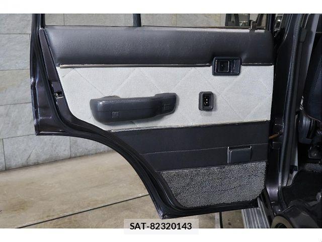 Toyota LAND CRUISER 1989-01 8366608-15