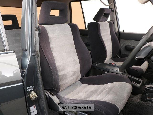 Toyota LAND CRUISER 1989-01 8366610-5