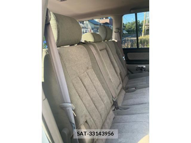 Toyota LAND CRUISER 2006-02 8366609-16