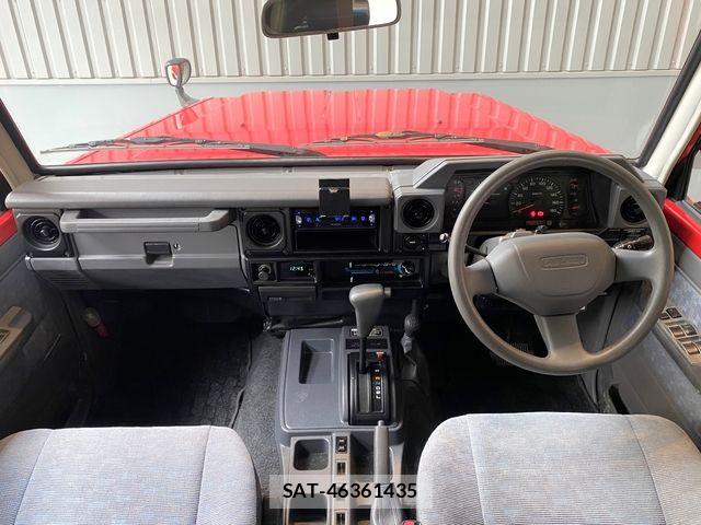 Toyota LAND CRUISER 2002-03 8371777-1
