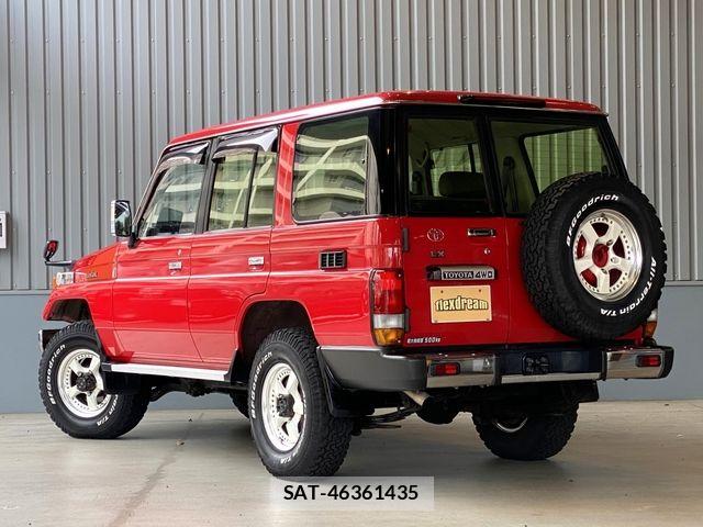 Toyota LAND CRUISER 2002-03 8371777-2