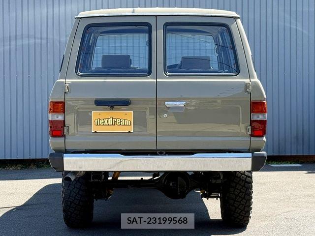 Toyota LAND CRUISER 1988-01 8562344-10