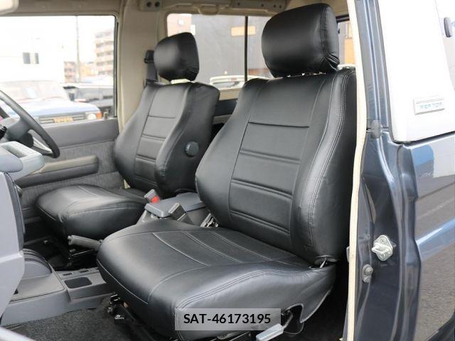 Toyota LAND CRUISER 1992-01 8562345-7