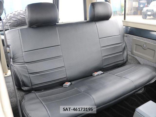 Toyota LAND CRUISER 1992-01 8562345-8