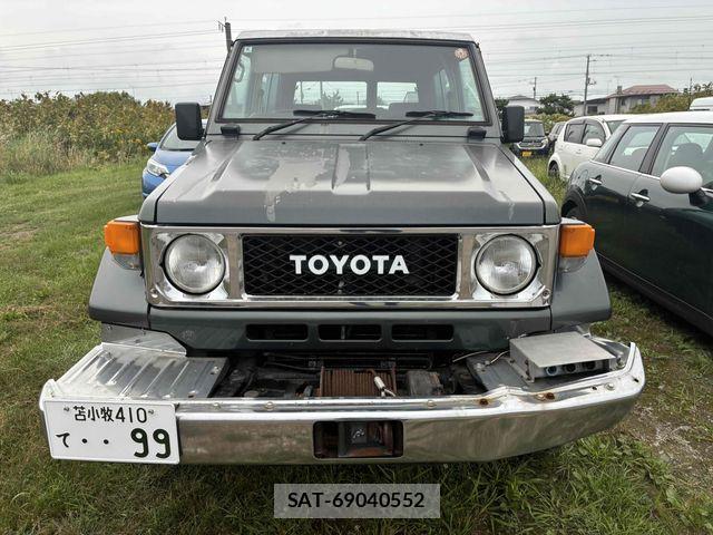 Toyota LAND CRUISER 1990-02 8685808-1