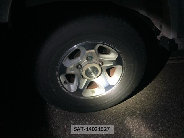Toyota LAND CRUISER 2015-10 8685806-5