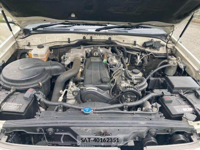Toyota LAND CRUISER 2005-01 8743211-10