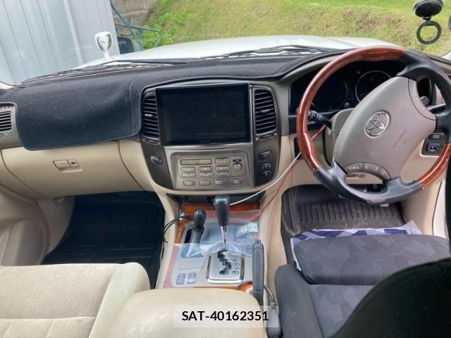 Toyota LAND CRUISER 2005-01 8743211-13