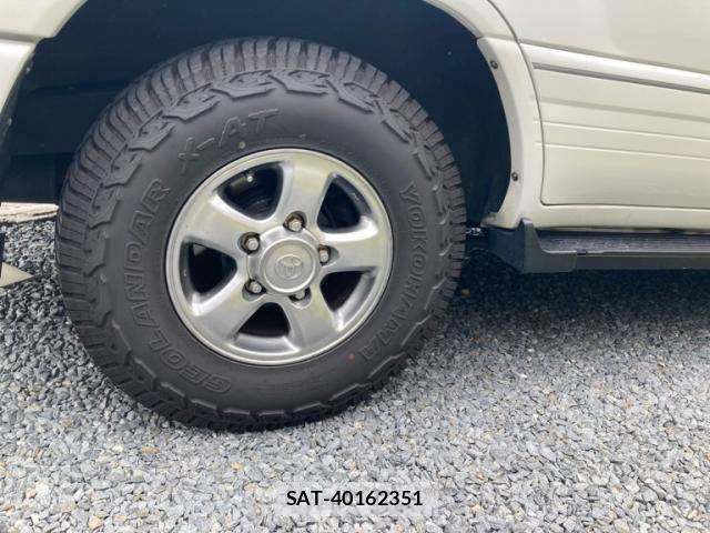 Toyota LAND CRUISER 2005-01 8743211-8