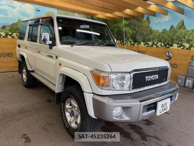 Toyota LAND CRUISER 2014-12 8829820-15